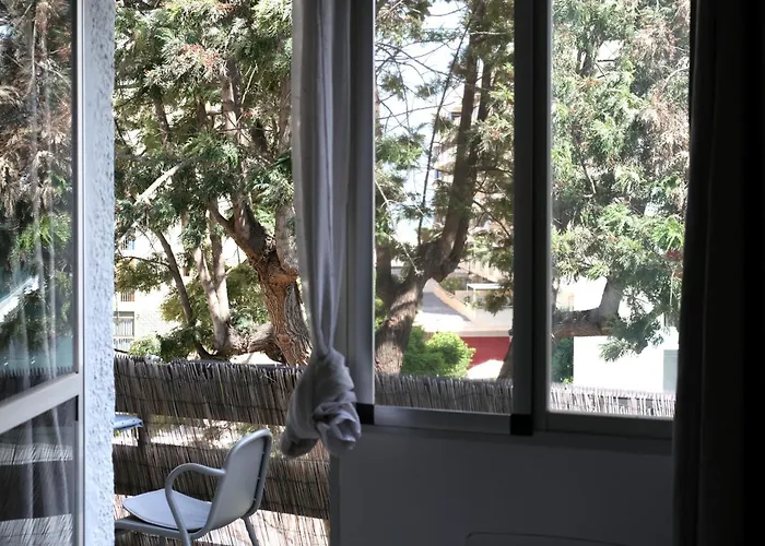 Entre El Y El Azul *