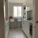 Entre El Y El Azul *