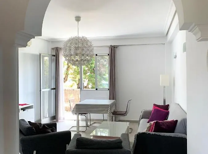 Entre El Y El Azul * Fuengirola